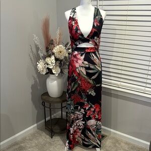 Black and Red Tropical Sleeveless Plunge Dress With Sexy Open Back